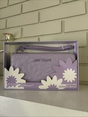 Betsey Johnson Lilac Floral Quilted Wristlet Clutch